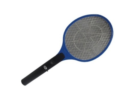 Raqueta mata mosquitos mediante descarga electrica