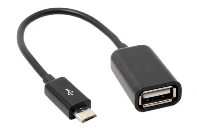Adaptador OTG para celular microUSB