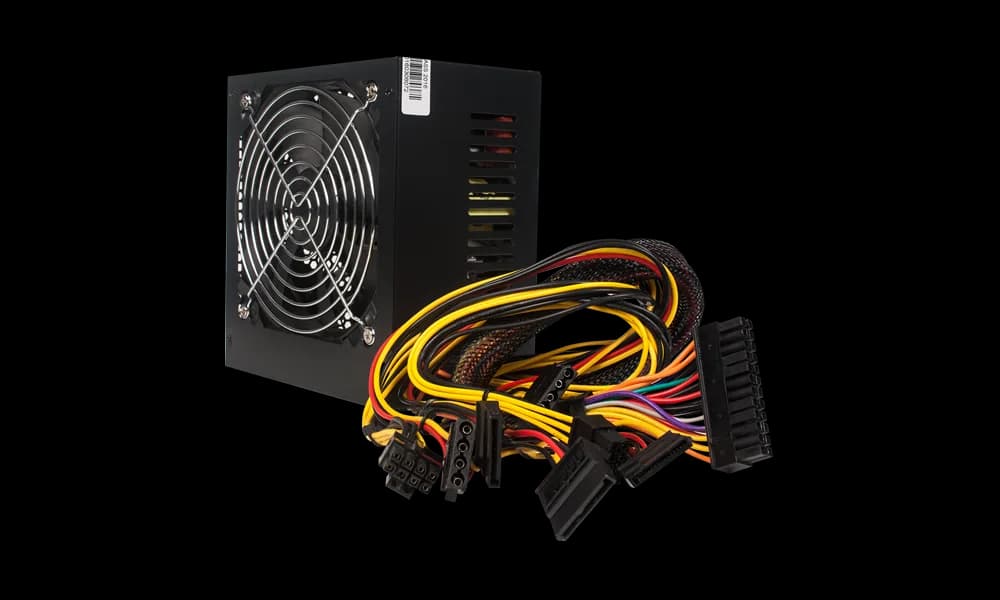 Fuente de alimentacion para PC NOGA 750W