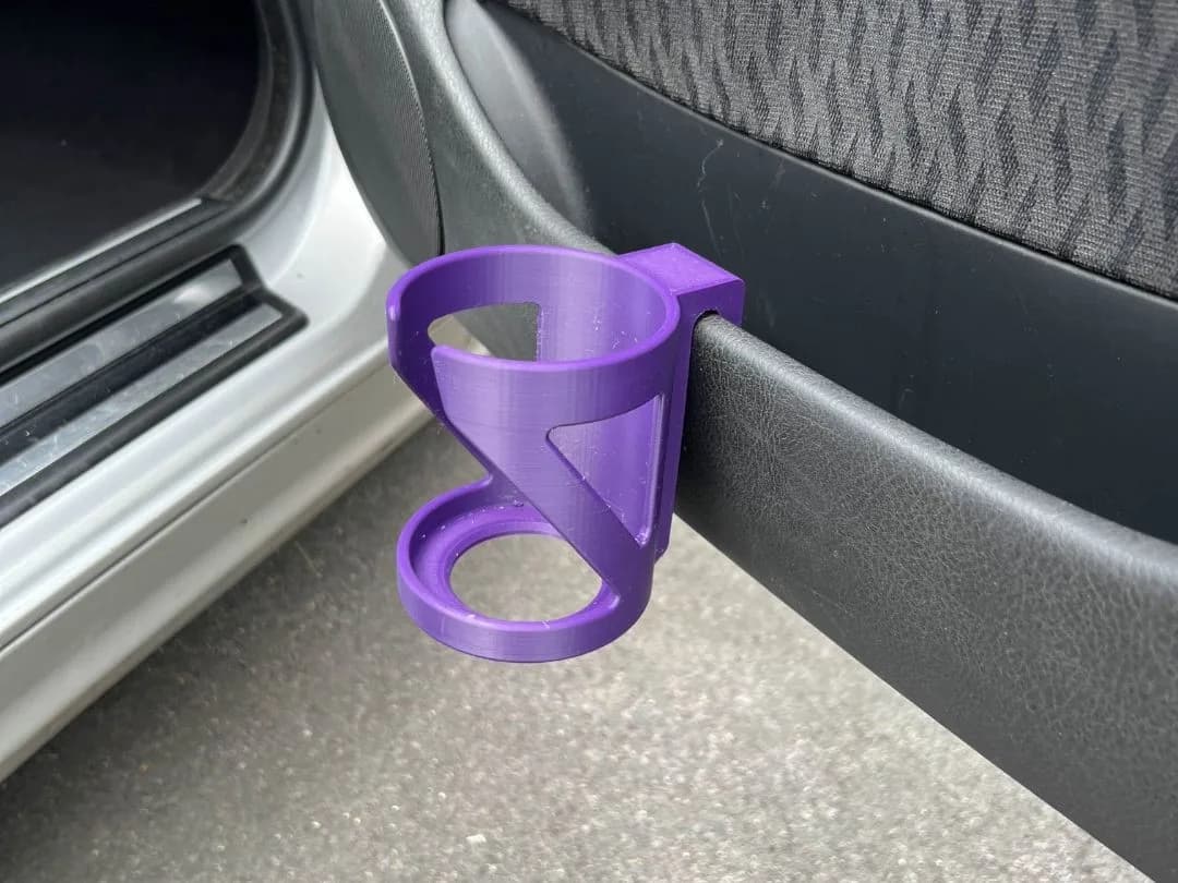 Portavasos de puerta compatible con BMW E46 - Impresión 3D en PLA