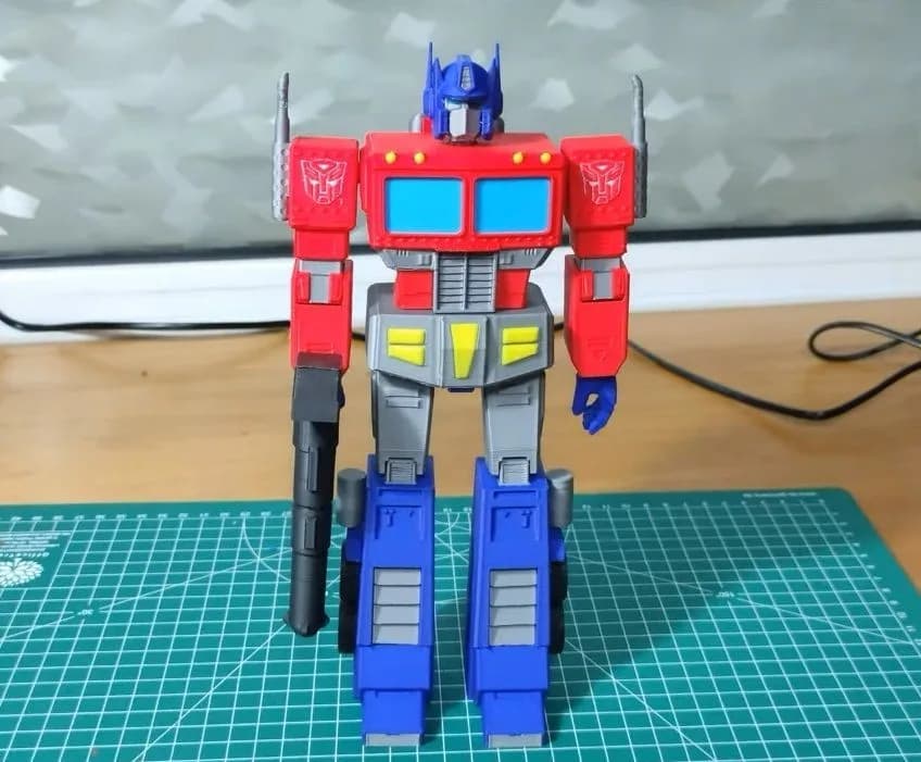 Figura Optimus Prime G1 multicolor - Impresión 3D en PLA