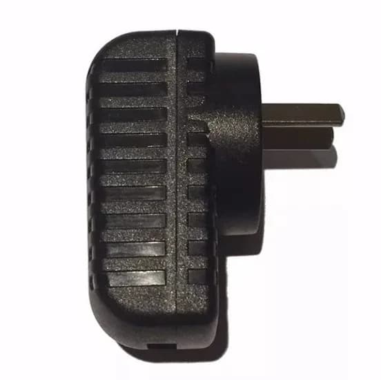 Transformador Fuente Cargador Onebit 5V 2A Usb a 220v