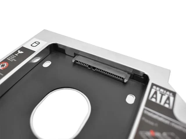 Adaptador para discos SATA 2.5" para windows 9.5mm